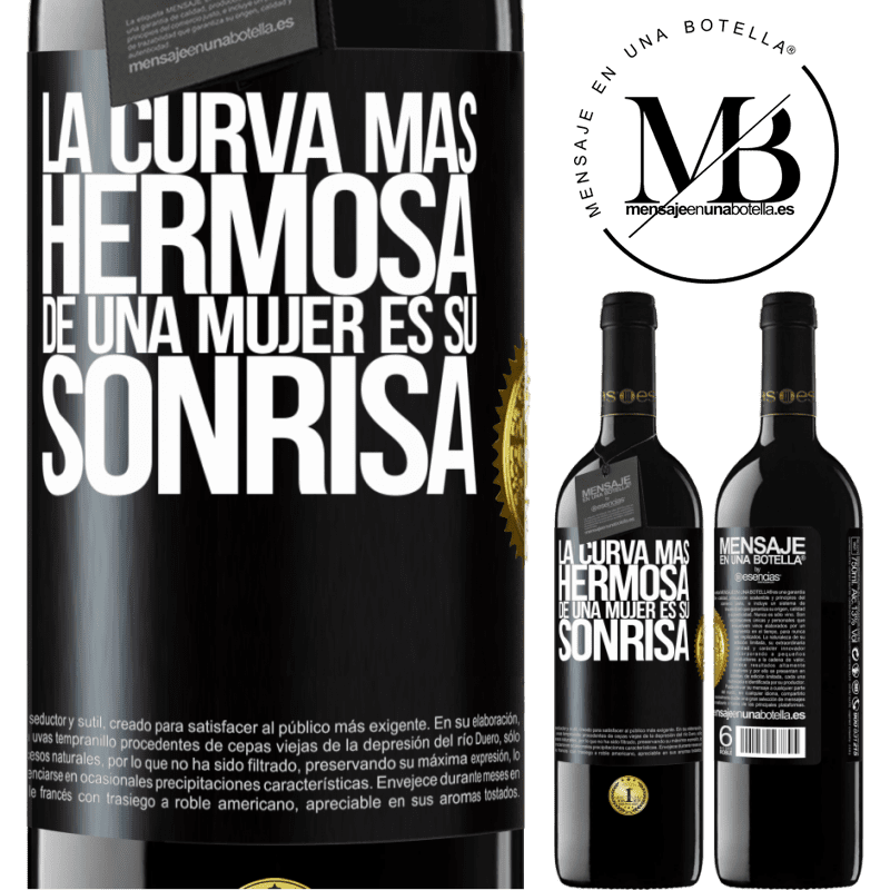 39,95 € Envío gratis | Vino Tinto Edición RED MBE Reserva La curva más hermosa de una mujer es su sonrisa Etiqueta Negra. Etiqueta personalizable Reserva 12 Meses Cosecha 2016 Tempranillo