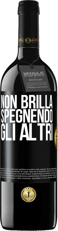 Spedizione Gratuita | Vino rosso Edizione RED MBE Riserva Non brilla spegnendo gli altri Etichetta Nera. Etichetta personalizzabile Riserva 12 Mesi Raccogliere 2014 Tempranillo