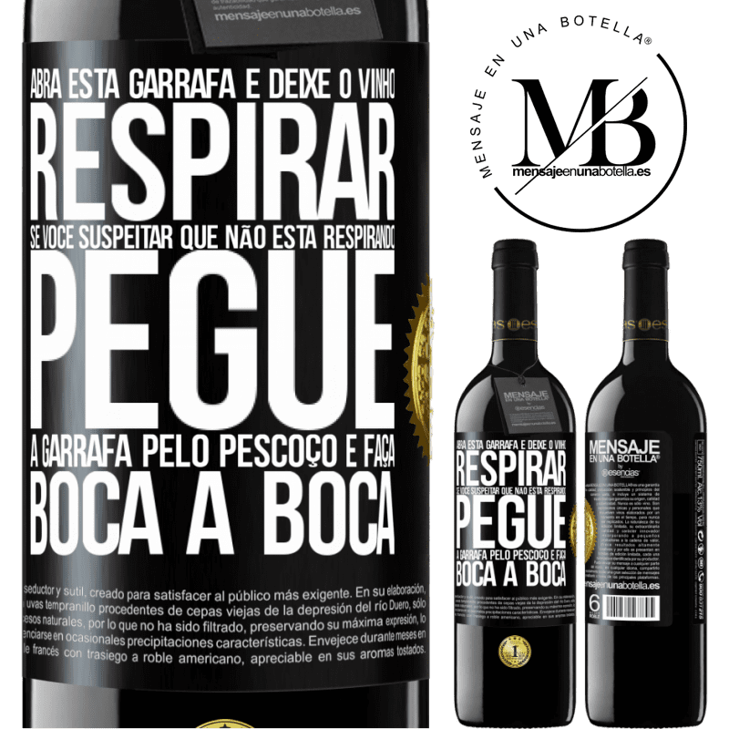 39,95 € Envio grátis | Vinho tinto Edição RED MBE Reserva Abra esta garrafa e deixe o vinho respirar. Se você suspeitar que não está respirando, pegue a garrafa pelo pescoço e faça Etiqueta Preta. Etiqueta personalizável Reserva 12 Meses Colheita 2016 Tempranillo