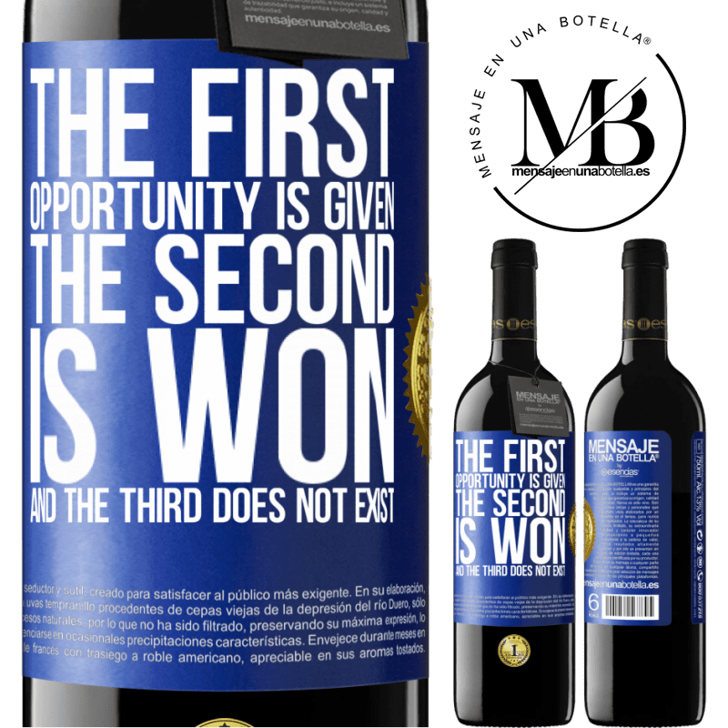 39,95 € Free Shipping | Red Wine RED Edition MBE Reserve The first opportunity is given, the second is won, and the third does not exist Blue Label. Customizable label Reserve 12 Months Harvest 2014 Tempranillo