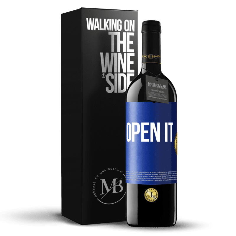 39,95 € Free Shipping | Red Wine RED Edition MBE Reserve Open it Blue Label. Customizable label Reserve 12 Months Harvest 2015 Tempranillo