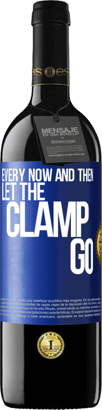 39,95 € | 红酒 RED版 MBE 预订 时不时地松开夹子 蓝色标签. 可自定义的标签 预订 12 个月 收成 2016 Tempranillo