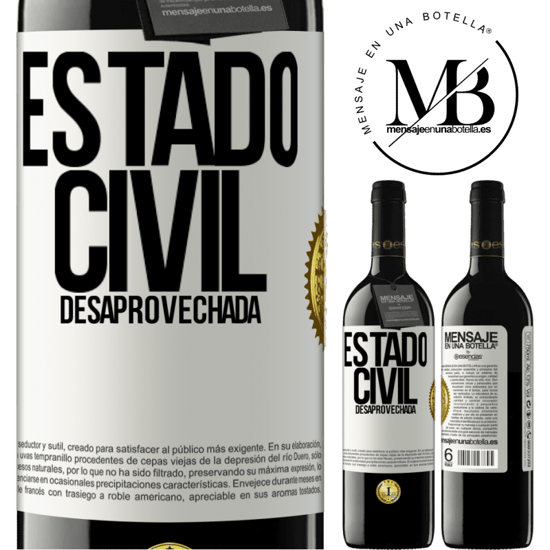 39,95 € Envío gratis | Vino Tinto Edición RED MBE Reserva Estado civil: desaprovechada Etiqueta Blanca. Etiqueta personalizable Reserva 12 Meses Cosecha 2014 Tempranillo