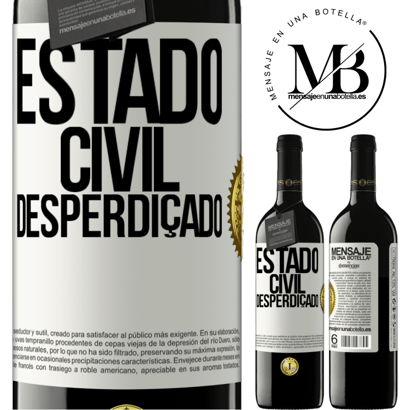 39,95 € Envio grátis | Vinho tinto Edição RED MBE Reserva Estado civil: desperdiçado Etiqueta Branca. Etiqueta personalizável Reserva 12 Meses Colheita 2014 Tempranillo