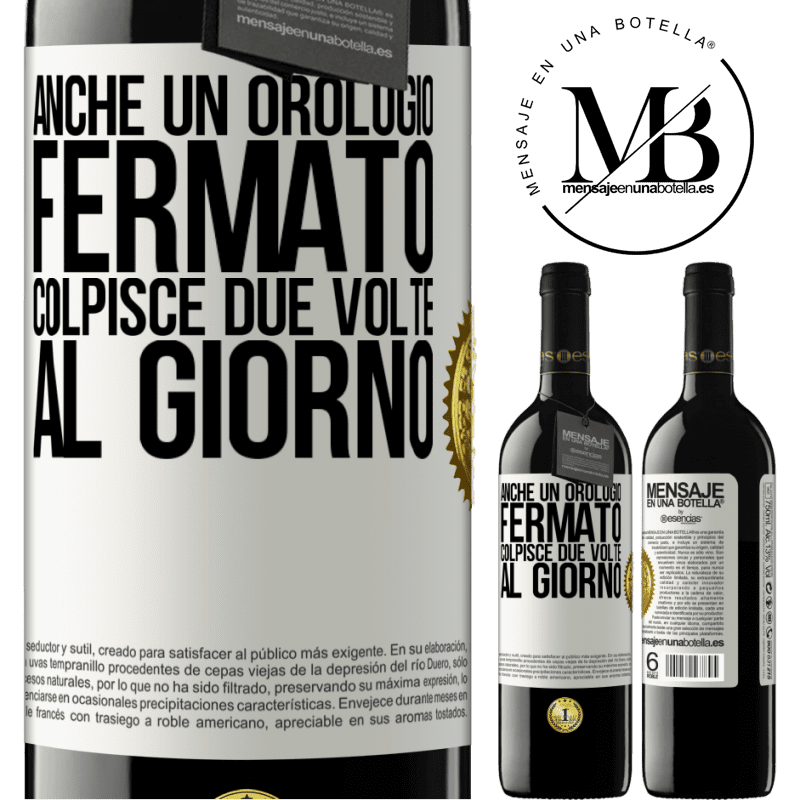 39,95 € Spedizione Gratuita | Vino rosso Edizione RED MBE Riserva Anche un orologio fermato colpisce due volte al giorno Etichetta Bianca. Etichetta personalizzabile Riserva 12 Mesi Raccogliere 2014 Tempranillo