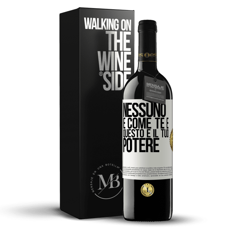 39,95 € Spedizione Gratuita | Vino rosso Edizione RED MBE Riserva Nessuno è come te e questo è il tuo potere Etichetta Bianca. Etichetta personalizzabile Riserva 12 Mesi Raccogliere 2015 Tempranillo