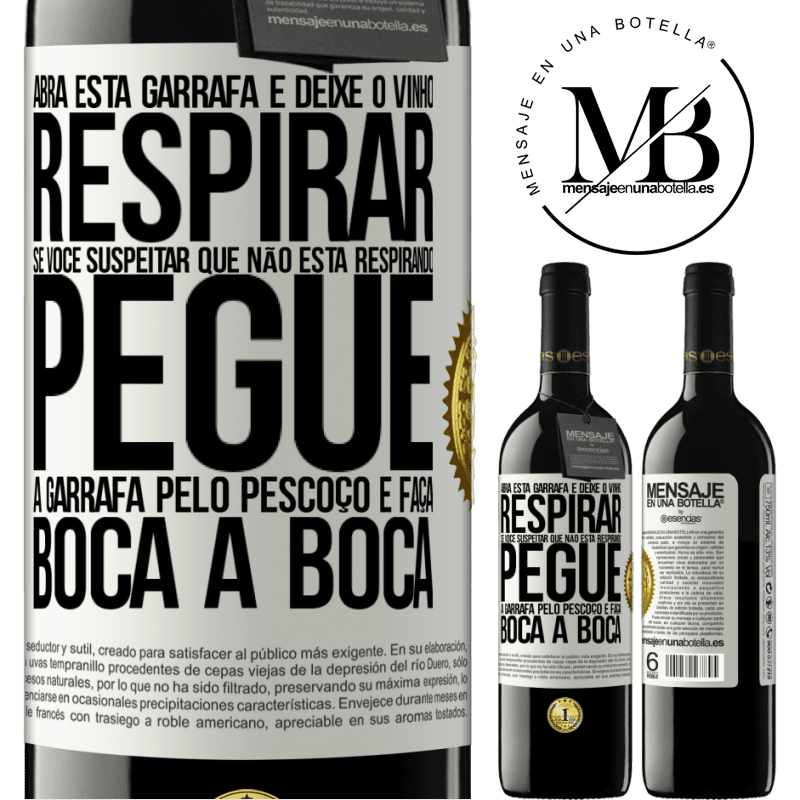 39,95 € Envio grátis | Vinho tinto Edição RED MBE Reserva Abra esta garrafa e deixe o vinho respirar. Se você suspeitar que não está respirando, pegue a garrafa pelo pescoço e faça Etiqueta Branca. Etiqueta personalizável Reserva 12 Meses Colheita 2014 Tempranillo