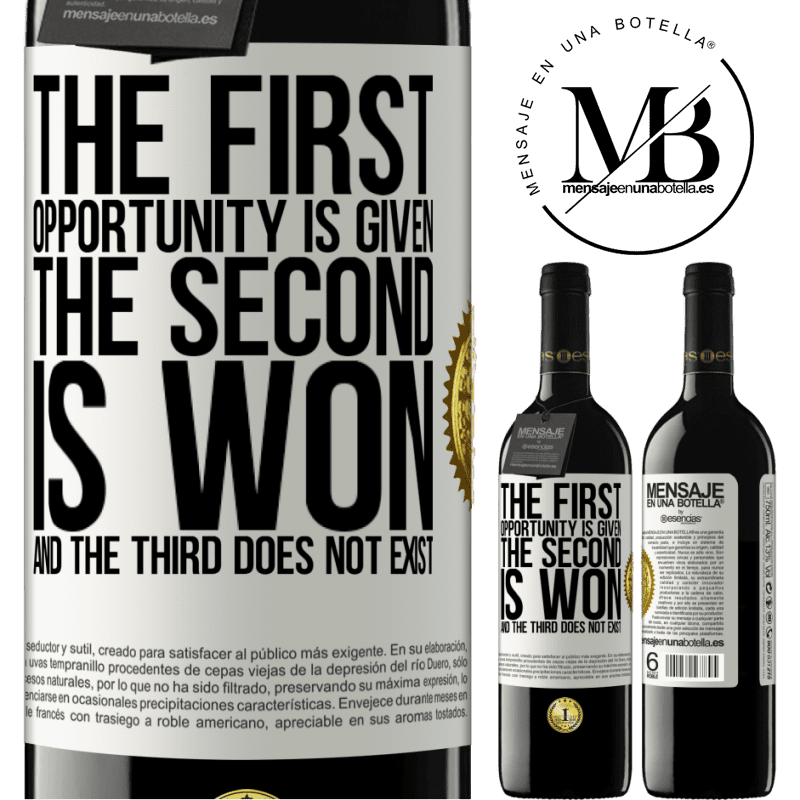 39,95 € Free Shipping | Red Wine RED Edition MBE Reserve The first opportunity is given, the second is won, and the third does not exist White Label. Customizable label Reserve 12 Months Harvest 2014 Tempranillo