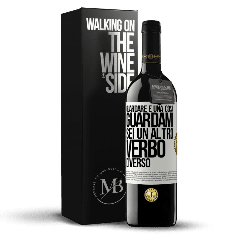 39,95 € Spedizione Gratuita | Vino rosso Edizione RED MBE Riserva Guardare è una cosa. Guardami, sei un altro verbo diverso Etichetta Bianca. Etichetta personalizzabile Riserva 12 Mesi Raccogliere 2015 Tempranillo