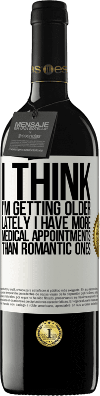 «Я думаю, что я становлюсь старше. В последнее время у меня больше медицинских приемов, чем романтических» Издание RED MBE Бронировать