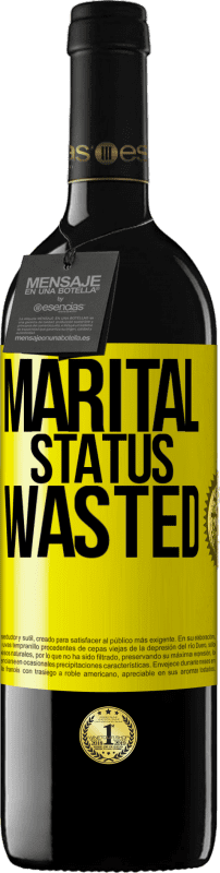 39,95 € Free Shipping | Red Wine RED Edition MBE Reserve Marital status: wasted Yellow Label. Customizable label Reserve 12 Months Harvest 2016 Tempranillo