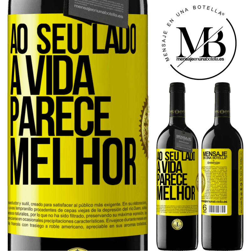 39,95 € Envio grátis | Vinho tinto Edição RED MBE Reserva Ao seu lado, a vida parece melhor Etiqueta Amarela. Etiqueta personalizável Reserva 12 Meses Colheita 2015 Tempranillo