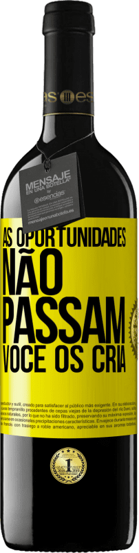 39,95 € | Vinho tinto Edição RED MBE Reserva As oportunidades não passam. Você os cria Etiqueta Amarela. Etiqueta personalizável Reserva 12 Meses Colheita 2015 Tempranillo