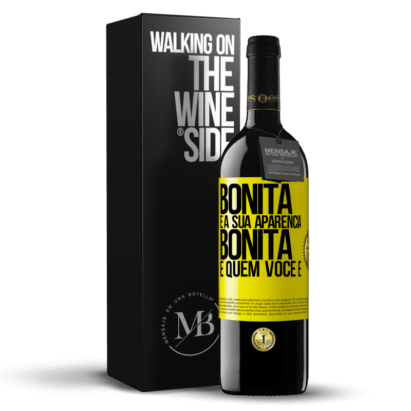 39,95 € Envio grátis | Vinho tinto Edição RED MBE Reserva Bonita é a sua aparência, bonita é quem você é Etiqueta Amarela. Etiqueta personalizável Reserva 12 Meses Colheita 2015 Tempranillo