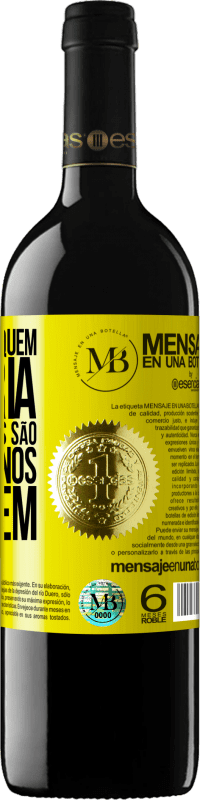 «As pessoas a quem eu daria mais explicações são as que menos as pedem» Edição RED MBE Reserva