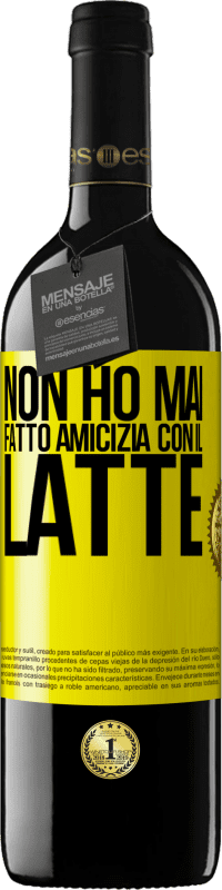 39,95 € Spedizione Gratuita | Vino rosso Edizione RED MBE Riserva Non ho mai fatto amicizia con il latte Etichetta Gialla. Etichetta personalizzabile Riserva 12 Mesi Raccogliere 2016 Tempranillo