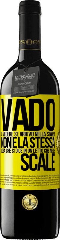 39,95 € Spedizione Gratuita | Vino rosso Edizione RED MBE Riserva Vado a vedere se arrivo nella stanza. Non è la stessa cosa che si dice in un letto che nelle scale Etichetta Gialla. Etichetta personalizzabile Riserva 12 Mesi Raccogliere 2014 Tempranillo