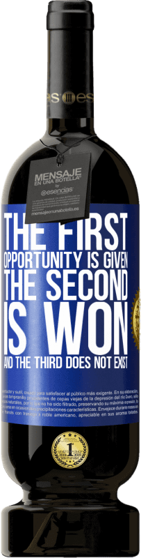 49,95 € 免费送货 | 红酒 高级版 MBS® 预订 给了第一个机会，赢得了第二个机会，第三个不存在 蓝色标签. 可自定义的标签 预订 12 个月 收成 2016 Tempranillo