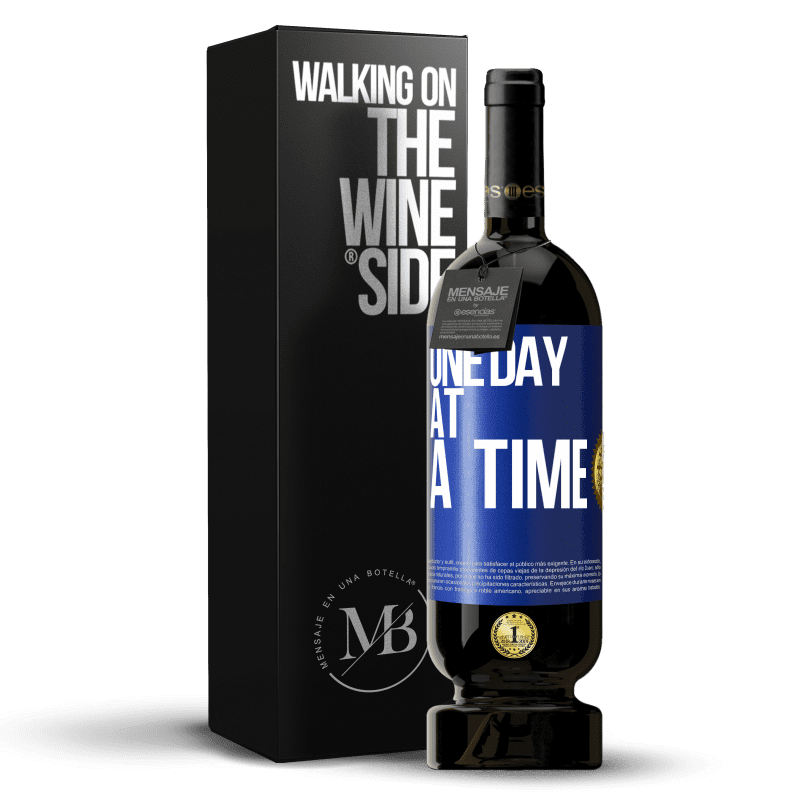 49,95 € Free Shipping | Red Wine Premium Edition MBS® Reserve One day at a time Blue Label. Customizable label Reserve 12 Months Harvest 2014 Tempranillo