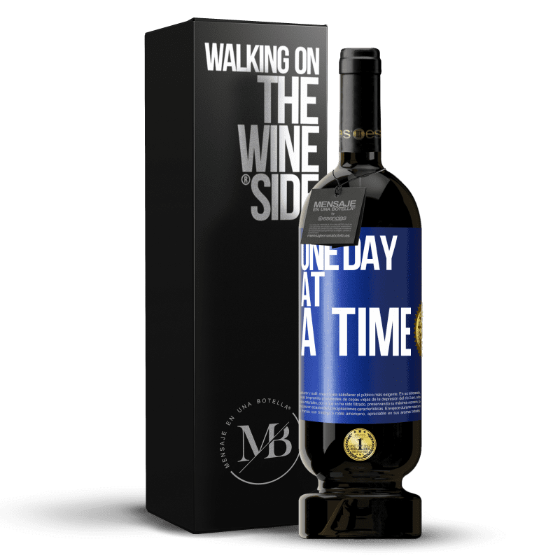 49,95 € Free Shipping | Red Wine Premium Edition MBS® Reserve One day at a time Blue Label. Customizable label Reserve 12 Months Harvest 2015 Tempranillo