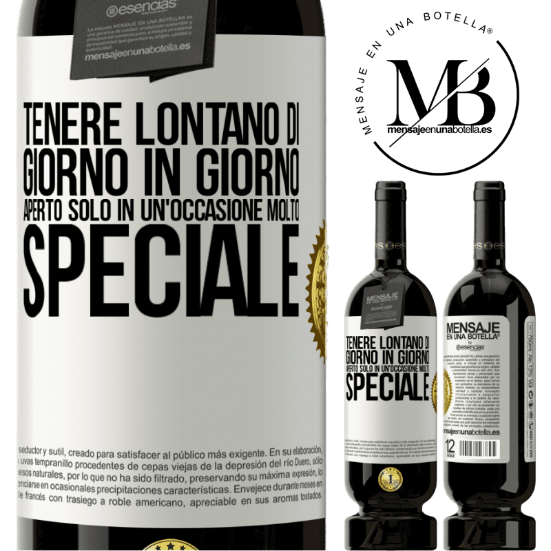 49,95 € Spedizione Gratuita | Vino rosso Edizione Premium MBS® Riserva Tenere lontano di giorno in giorno. Aperto solo in un'occasione molto speciale Etichetta Bianca. Etichetta personalizzabile Riserva 12 Mesi Raccogliere 2015 Tempranillo