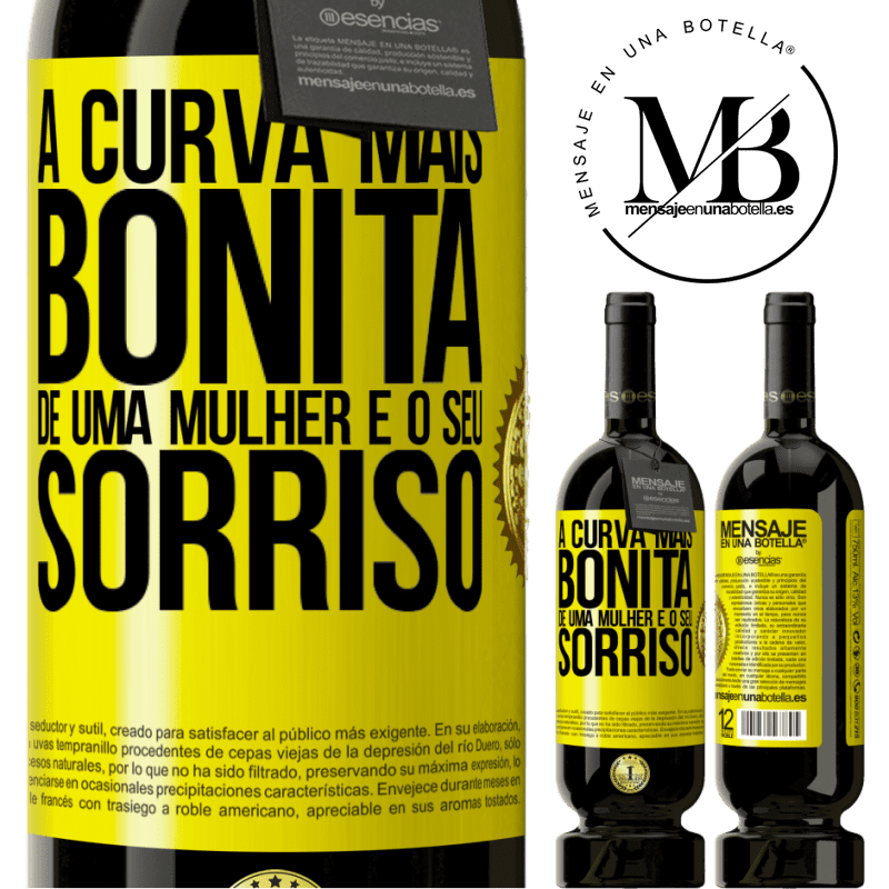 49,95 € Envio grátis | Vinho tinto Edição Premium MBS® Reserva A curva mais bonita de uma mulher é o seu sorriso Etiqueta Amarela. Etiqueta personalizável Reserva 12 Meses Colheita 2015 Tempranillo