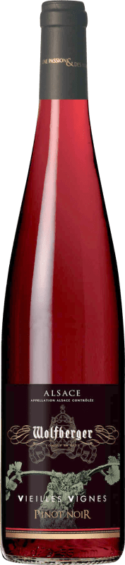 Envio grátis | Vinho Tinto Wolfberger Trocken — Seco VV Vieilles Vignes — Vinhas Velhas A.O.C. Alsace Alsácia França Pinot Noir 75 cl