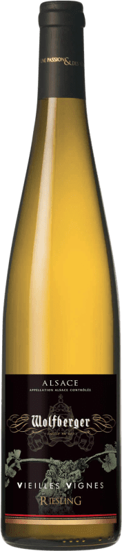 Envio grátis | Vinho Branco Wolfberger Trocken — Seco VV Vieilles Vignes — Vinhas Velhas A.O.C. Alsace Alsácia França Riesling 75 cl