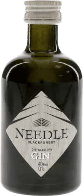 61,95 € Spedizione Gratuita | Genever Gin Needle Bottiglietta Mignon 10 cl Black Forest — Foresta Nera