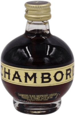 19,95 € Spedizione Gratuita | Liquori Chambord Raspberry Black — Edizione Nera Bottiglietta Mignon 5 cl
