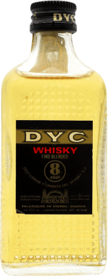 Kostenloser Versand | Whiskey Blended DYC Spanien 8 Jahre Miniaturflasche 5 cl