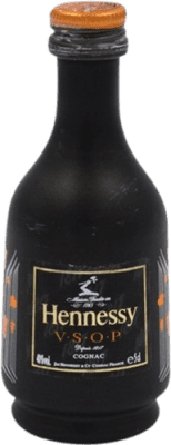 22,95 € Kostenloser Versand | Cognac Hennessy VSOP Black A.O.C. Cognac Miniaturflasche 5 cl