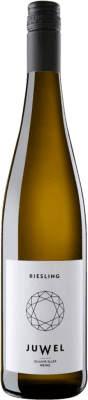 14,95 € | Vinho Branco Juliane Eller Juwel Trocken — Seco Q.b.A. Rheinhessen Rheinhessen Alemanha Riesling 75 cl Juliane Eller Juwel Riesling Trocken — Seco Rheinhessen 75 cl
