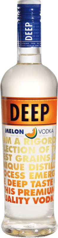 Envio grátis | Vodca Luigi Francoli Deep Melon Itália 70 cl