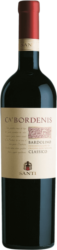 15,95 € 免费送货 | 红葡萄酒 Santi Ca' Bordenis 经典 D.O.C. Bardolino