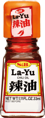 Растительное масло ‎S&B. Chile La Yu миниатюрная бутылка 4 cl