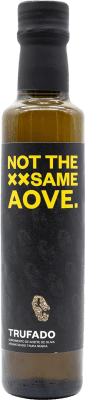 Envio grátis | Azeite de Oliva Not The Same Premium, AOVE Virgem Extra Espanha Arbequina Garrafinha 25 cl Trufa Negra