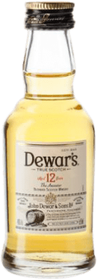 68,95 € Envio grátis | Caixa de 12 unidades Whisky Blended Dewar's 12 Anos Garrafa Miniatura 5 cl