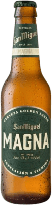 Spedizione Gratuita | Scatola da 24 unità Birra San Miguel Magna Lager, Golden Ale — Dorata Andalusia Spagna Bottiglietta Terzo 33 cl