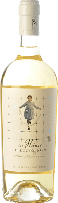 15,95 € | White wine Tianna Negre Ses Nines Blanc Selecció 07/9 Crianza D.O. Binissalem Balearic Islands Spain Chardonnay, Muscatel Small Grain, Premsal Bottle 75 cl