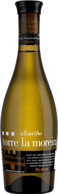 Envio grátis | Vinho branco Marqués de Vizhoja Torre la Moreira Jovem D.O. Rías Baixas Galiza Espanha Albariño Meia Garrafa 37 cl