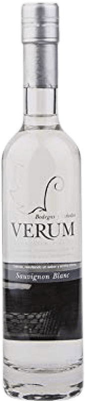 Envío gratis | Orujo Aguardiente Verum España Sauvignon Blanca Botellín Tercio 35 cl