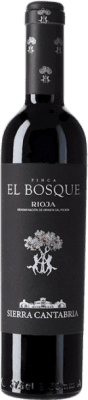 Envio grátis | Vinho Tinto Sierra Cantabria Finca El Bosque Crianza D.O.Ca. Rioja La Rioja Espanha Tempranillo Meia Garrafa 37 cl