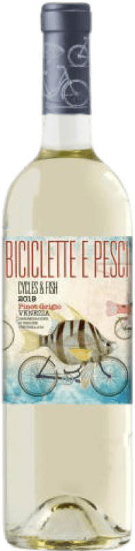 10,95 € | White wine Family Owned Biciclette e Pesci Joven I.G.T. Venezia Veneto Italy Pinot Grey Bottle 75 cl