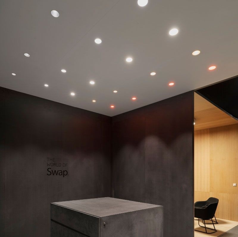 9,95 € Envío gratis | Iluminación empotrable 24W 2700K Luz muy cálida. Ø 30 cm. Proyector Downlight LED + Driver controlador incluido. Panel LED Extraplano Slimline Aluminio. Color blanco