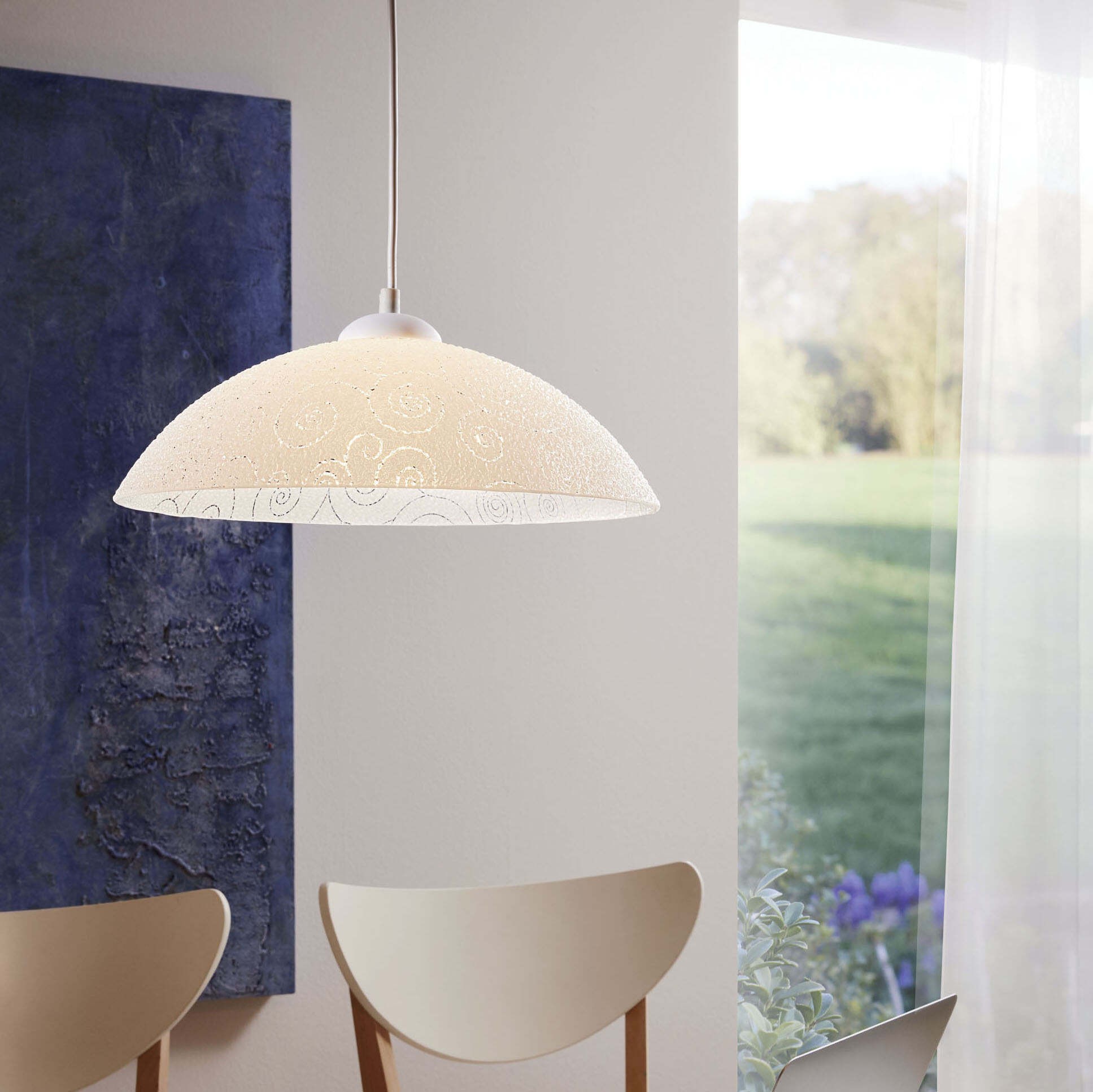 22,95 € Бесплатная доставка | Подвесной светильник Eglo Vetro 60W Ø 35 cm. Пластик и стекло. Белый Цвет