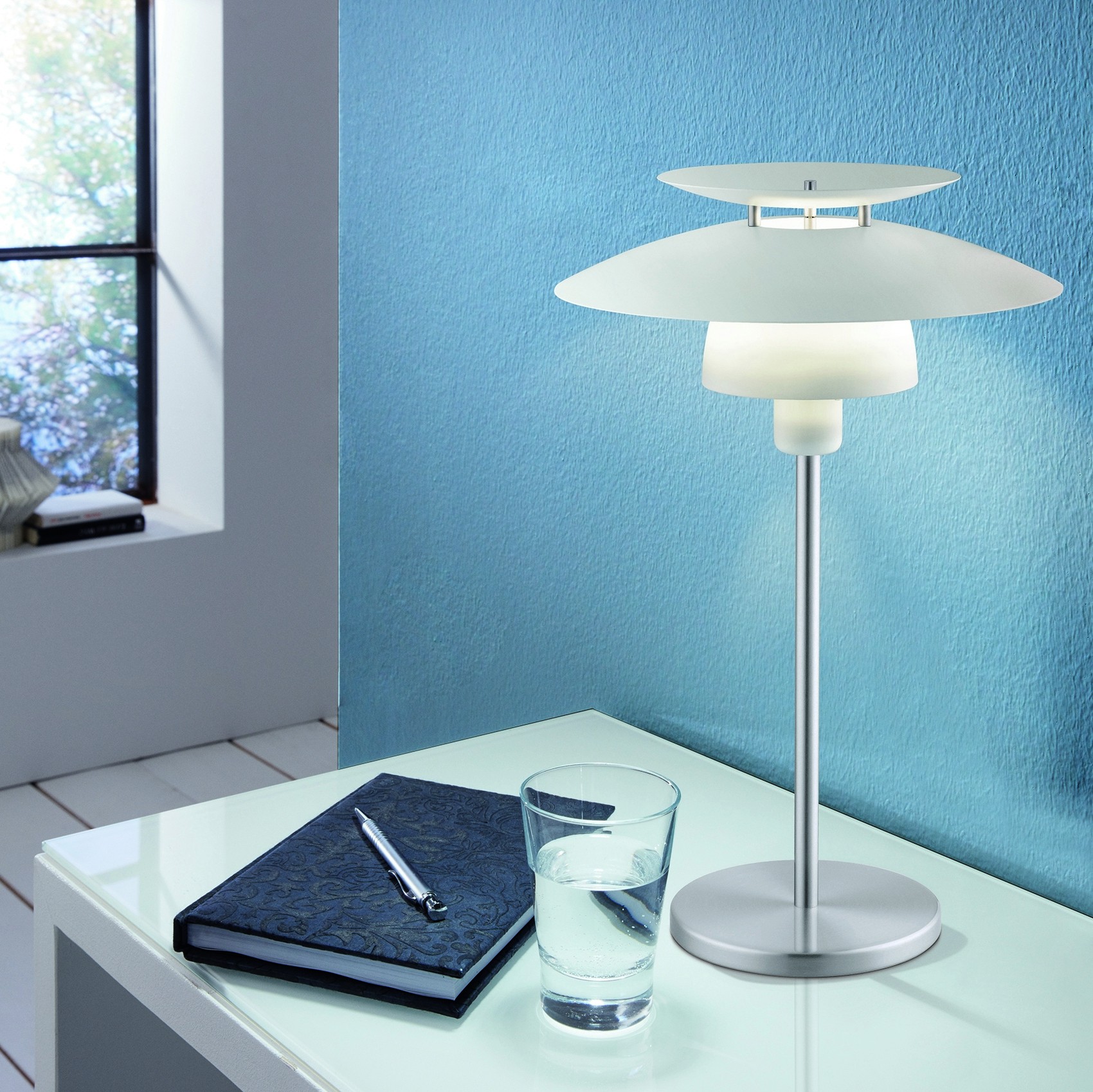 59,95 € Envio grátis | Lâmpada de mesa Eglo Brenda 60W Ø 32 cm. Aço. Cor branco, níquel e níquel mate