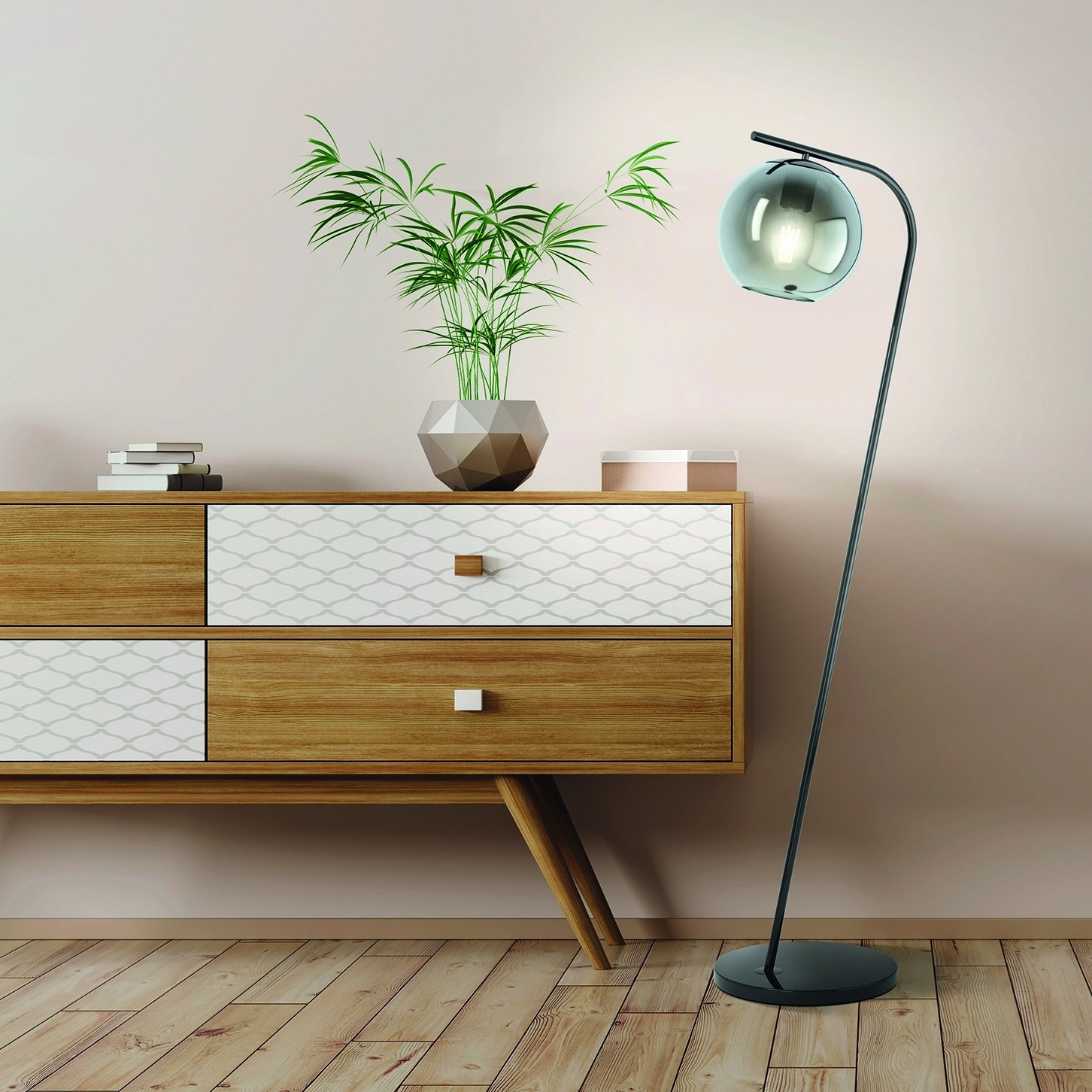 129,95 € Envío gratis | Lámpara de pie Eglo Terriente 40W 150 cm. Acero. Color negro y negro transparente