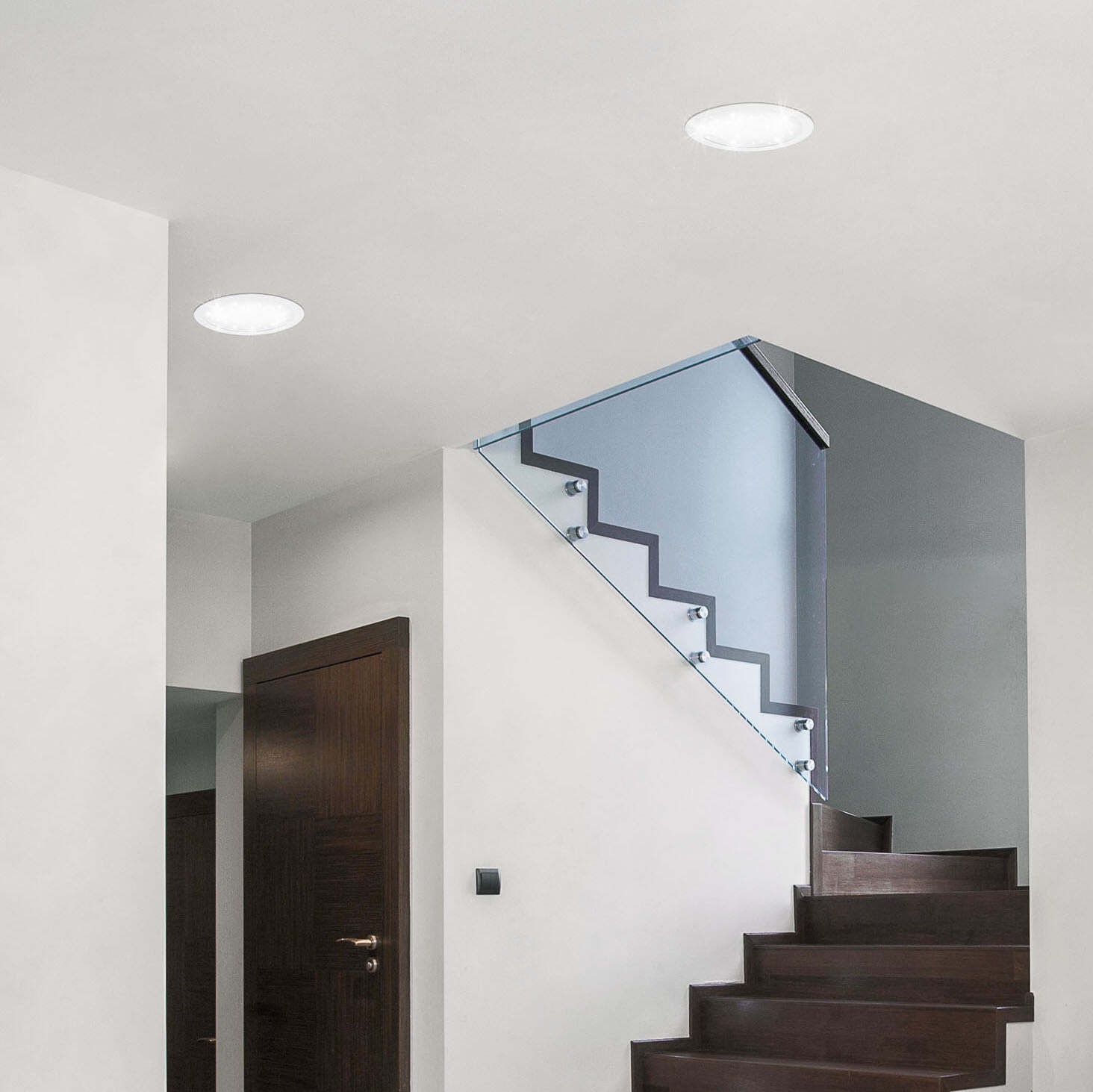 89,95 € Envio grátis | Luz de teto interna Eglo Fiobbo 21W 3000K Luz quente. Ø 30 cm. Aço e plástico. Cor branco