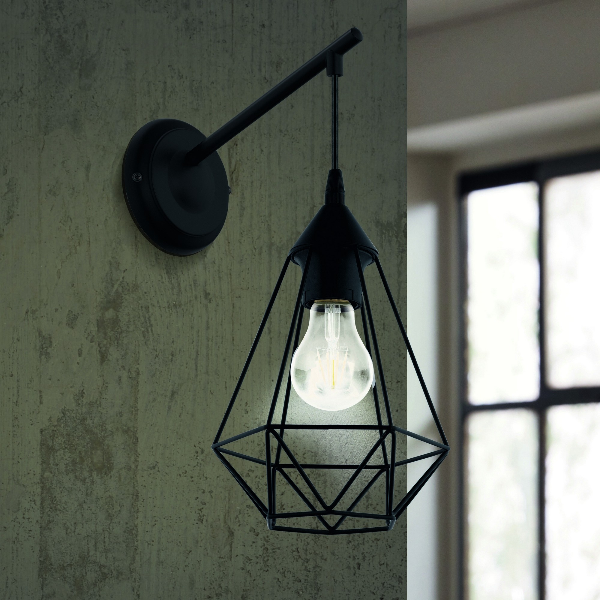 33,95 € Free Shipping | Indoor wall light Eglo Tarbes 60W 38×16 cm. Steel. Black Color